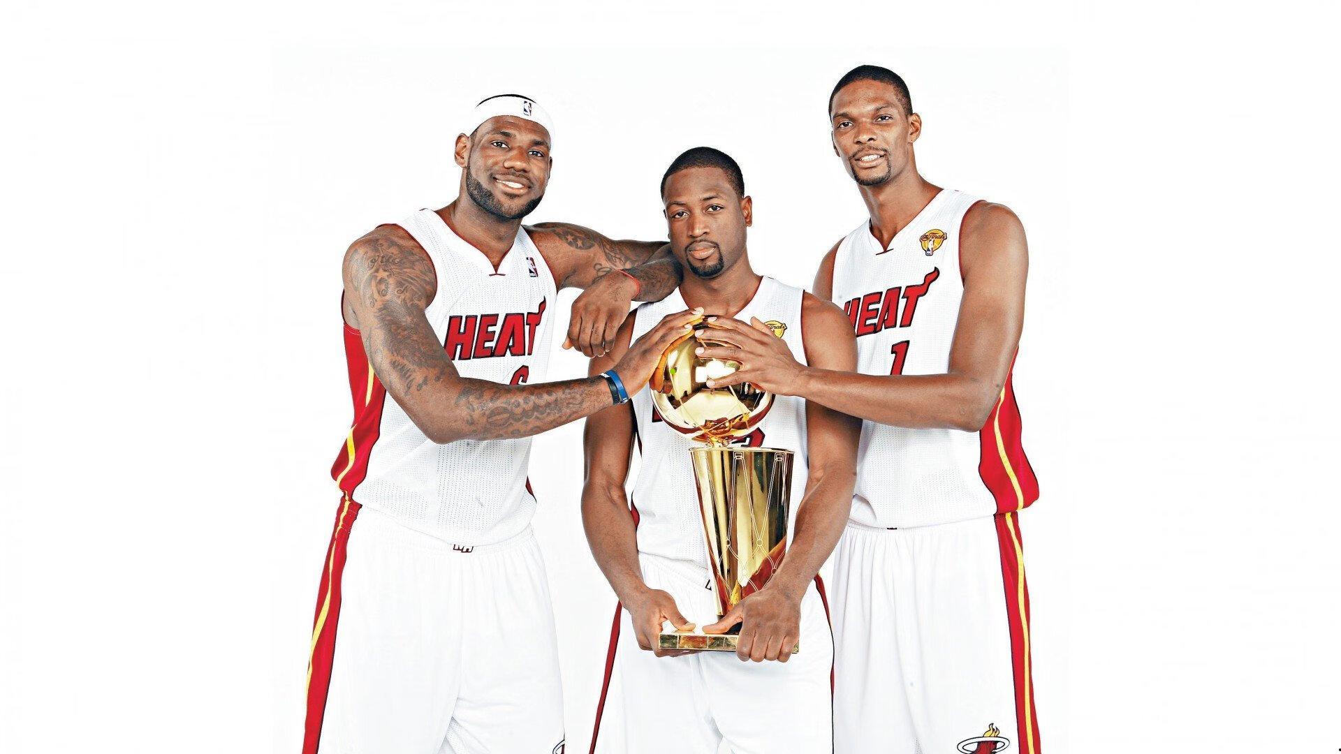 开云体育运营团队_科曼深情回顾，特维斯在团队中的影响力冠绝生涯所见